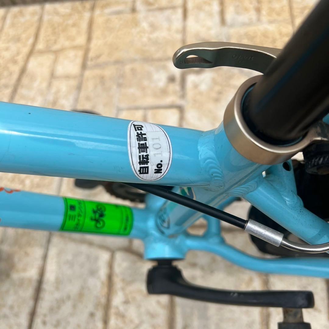 直接取引　ヨツバサイクル ジュニア自転車 水色　22インチ　廃盤