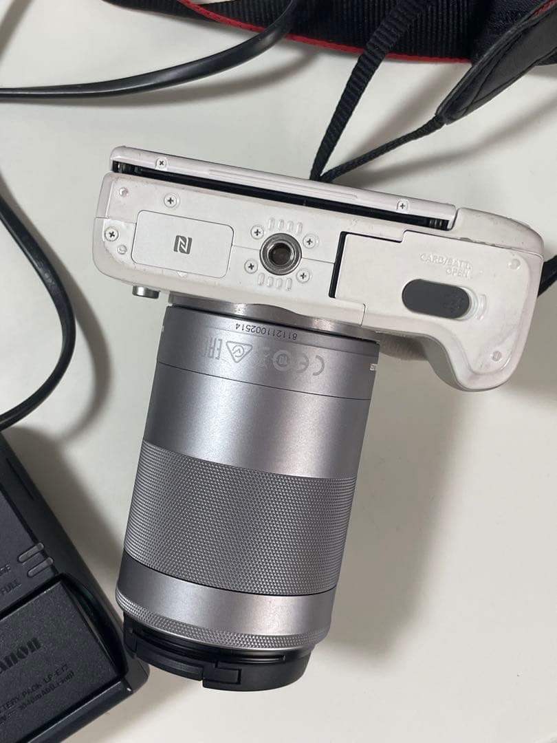 Canon EOS M3 ミラーレス一眼 白 EF-M 55-200mm セット