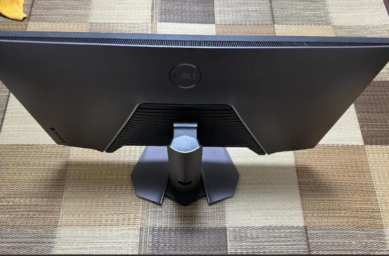 週末特価　美品　Dell G3223Q 32インチ 4K ゲーミングモニター