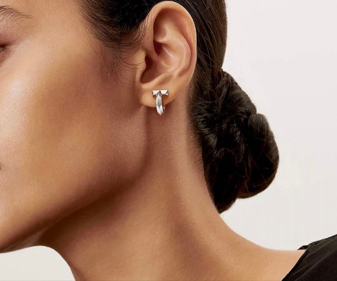 ØMI 着用 ピアス T フープピアス