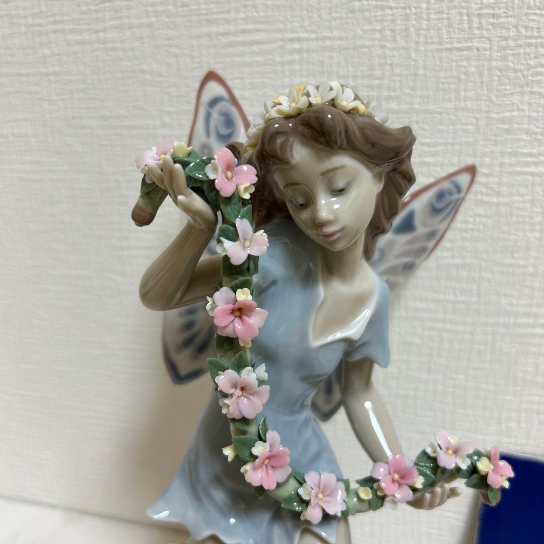 リヤドロLLADRO 「妖精と花飾り」　新品！