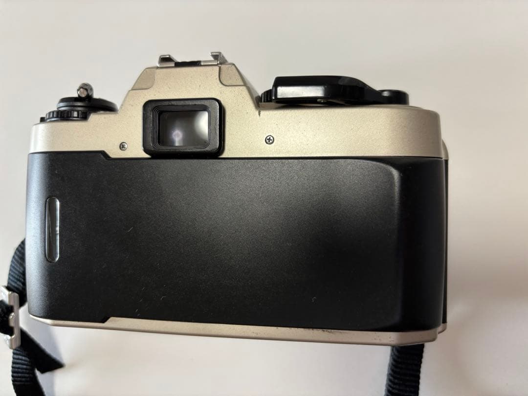 7日のみ限定価格カメラ女子Nikon FE10付属多中古完動品