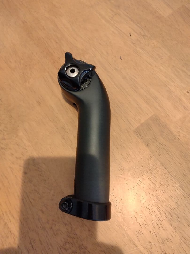 TREKカーボンシートマストキャップ