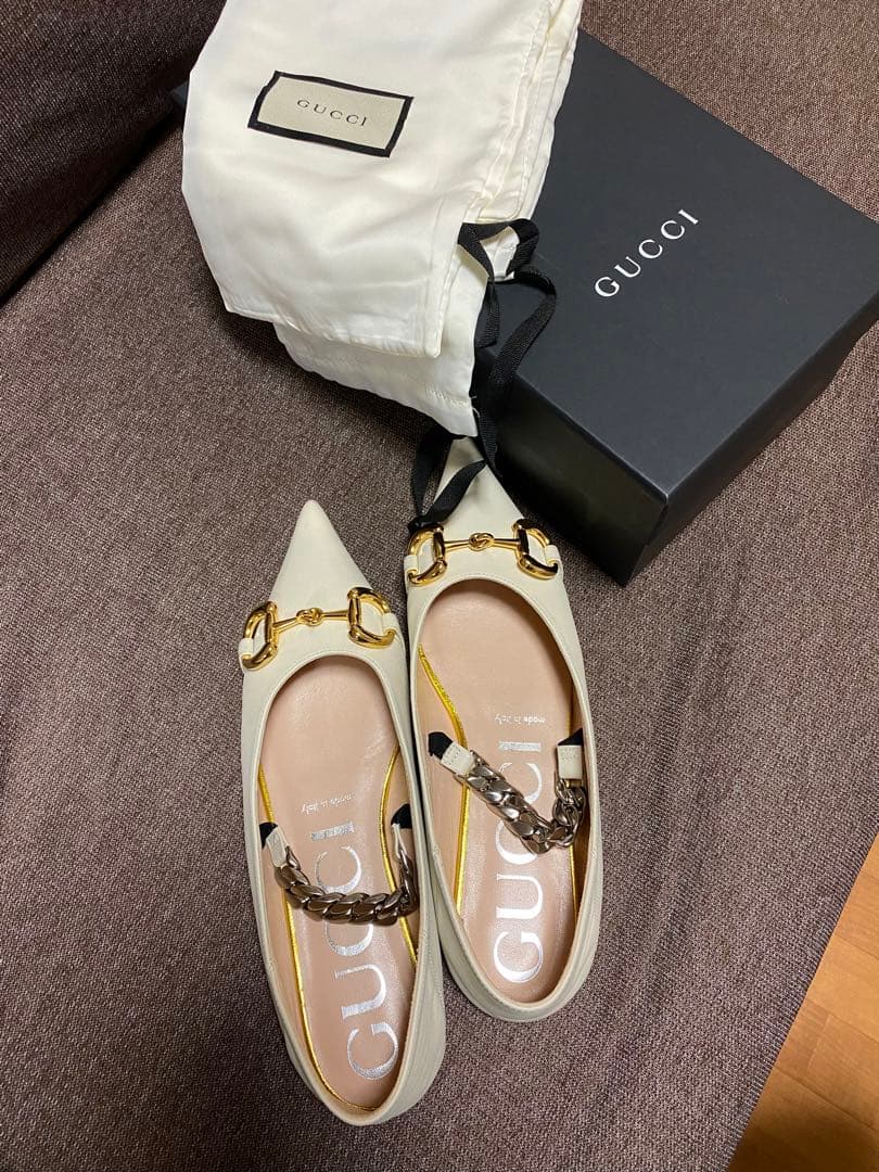 GUCCI ホースビット　フラットシューズ　グッチ　ポインテッドトゥ