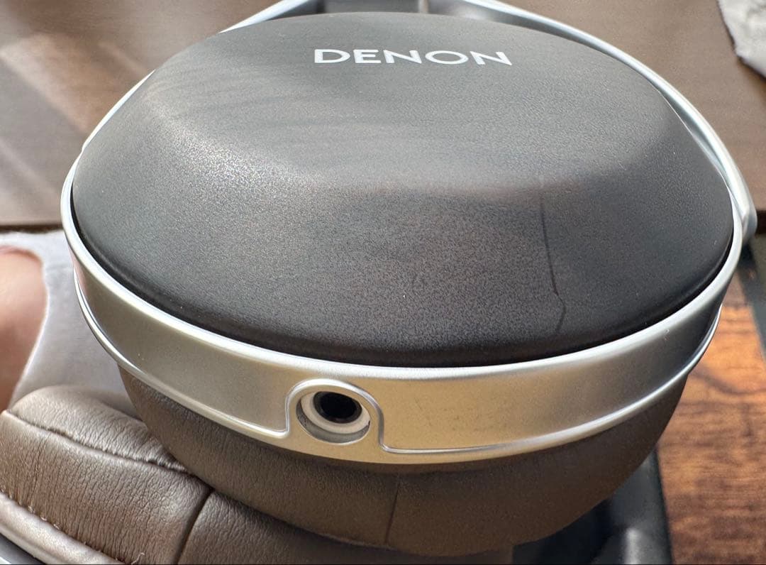 ブルースドッグ ★美品★DENON AH-D5200 密閉型ヘッドホン