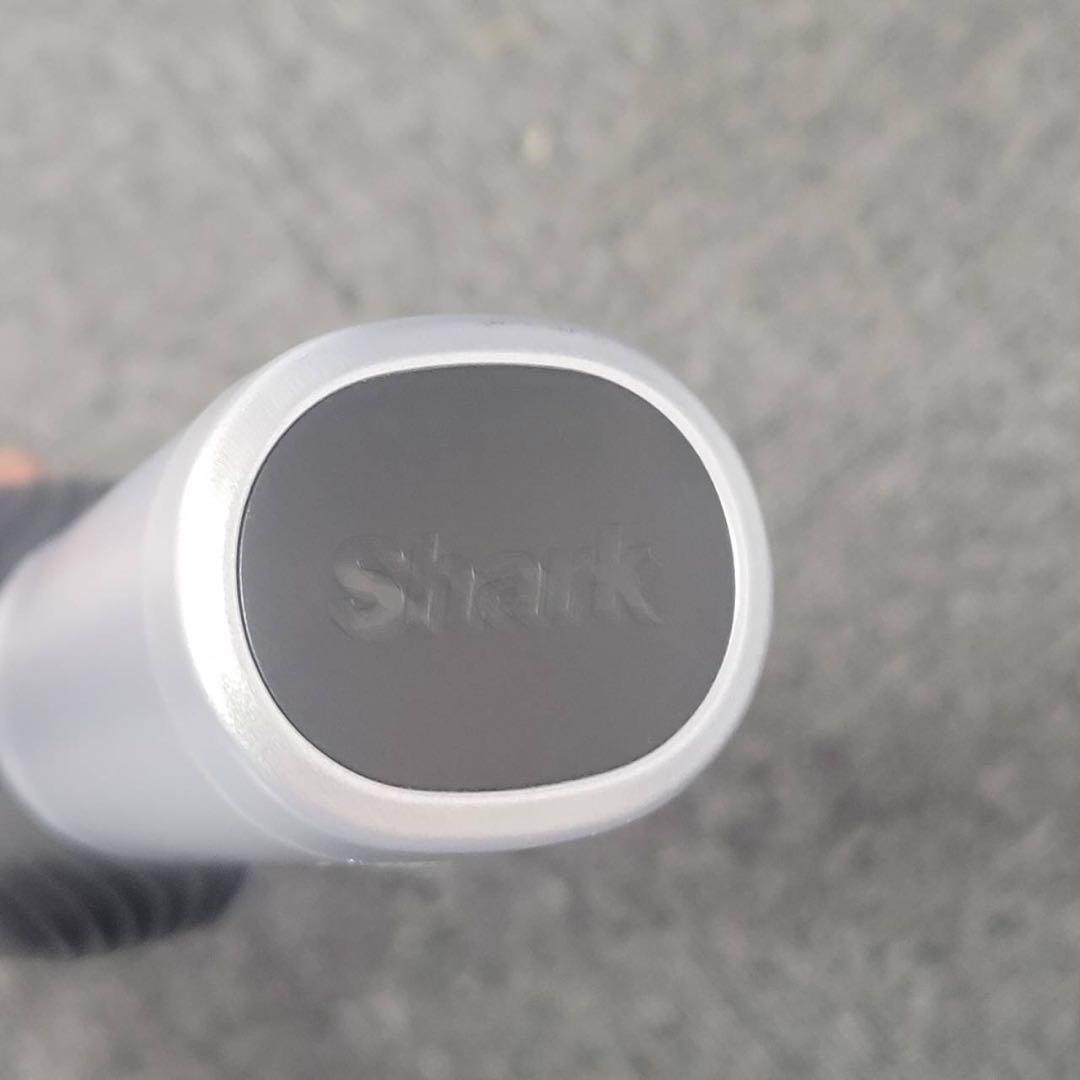 【送料込み】シャーク EVOROBOT ロボット掃除機 ハンディクリーナー