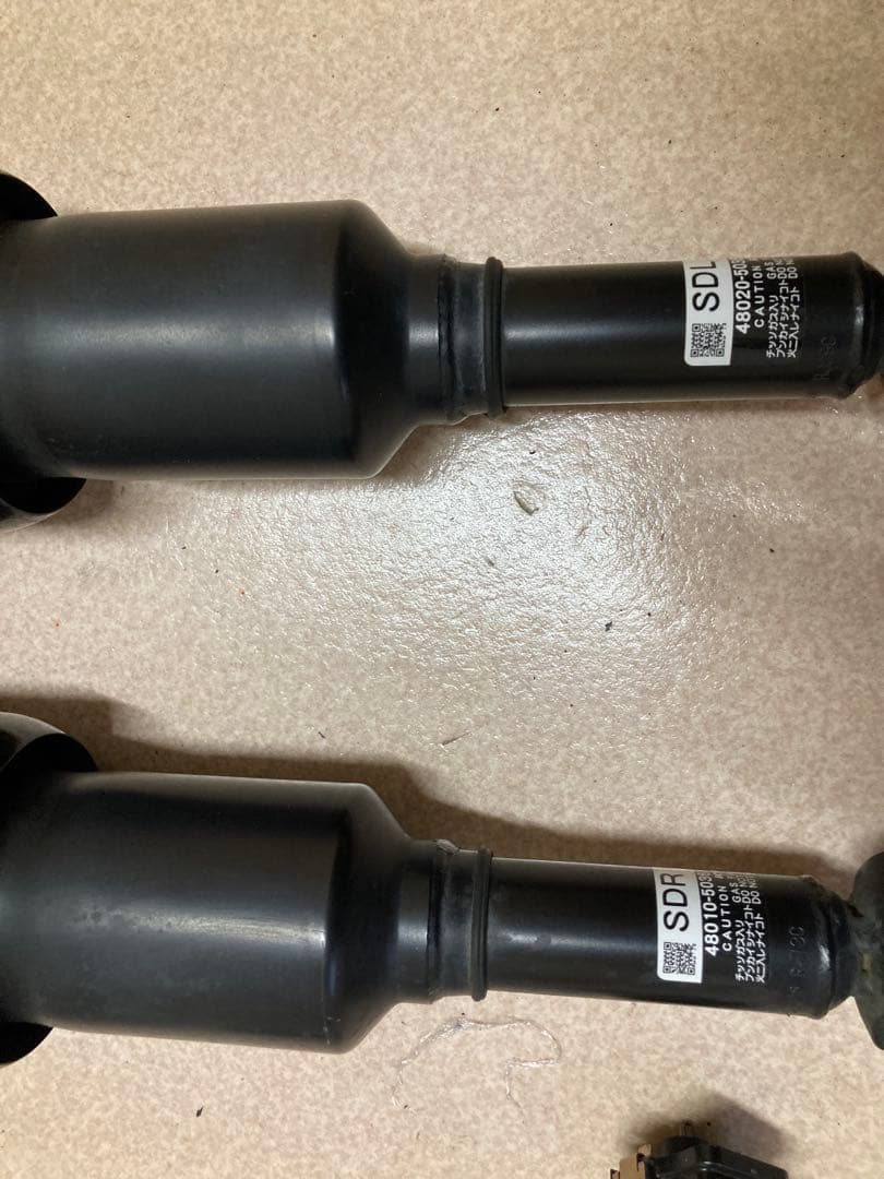 ☆ LS460 フロント純正エアサス 2本セット ☆