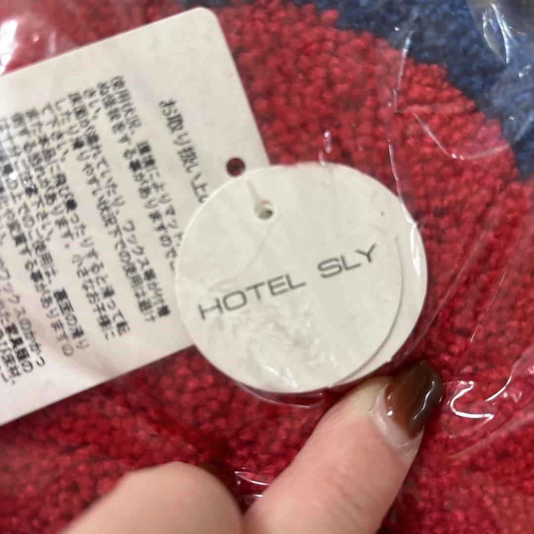 ホテルスライ　HOTEL SLY Come in ラグ