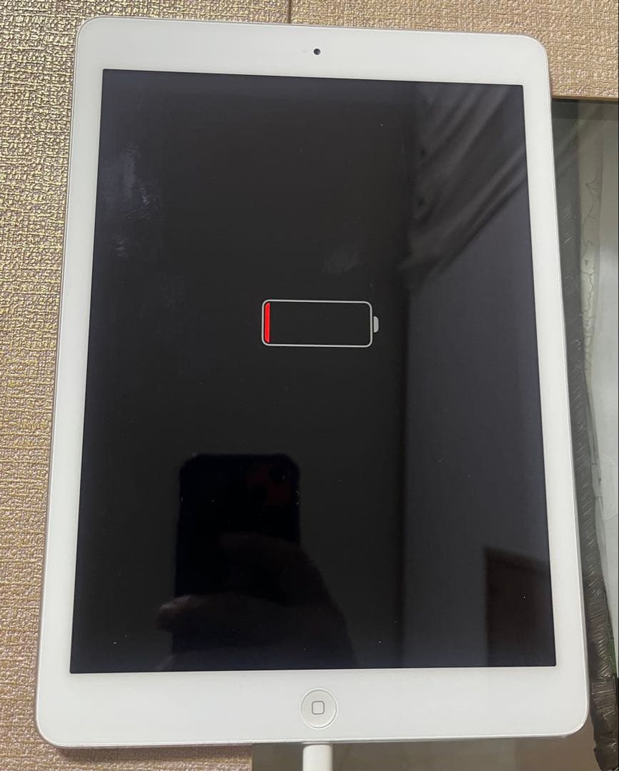 iPadゴールドAir 2 64GB + iPad シルバーAir16GBセット