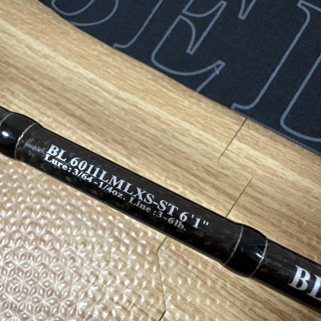 ダイワ ブラックレーベル(バーサタイル) 6011LMLXS-ST