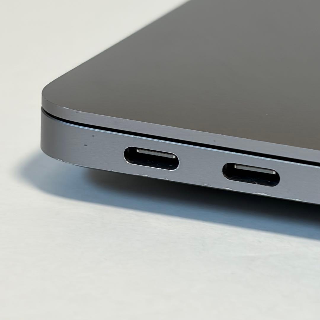 MacBook Air 13インチ シルバー MGN63J/A アダプタ未使用