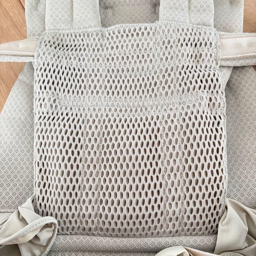 エアバギー ベビーキャリア ベーシックプラス　サンドベージュ