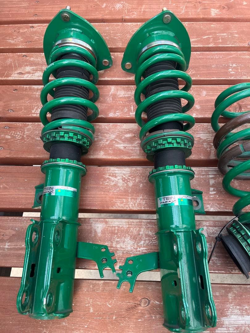 70 カムリ（G・X系）用 TEIN フレックスZ（車高調）