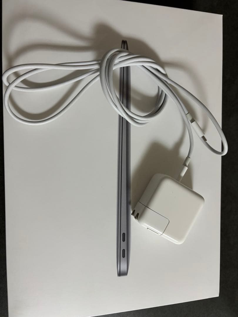 2020年 MacBook Air 13インチ メモリ8GB　美品