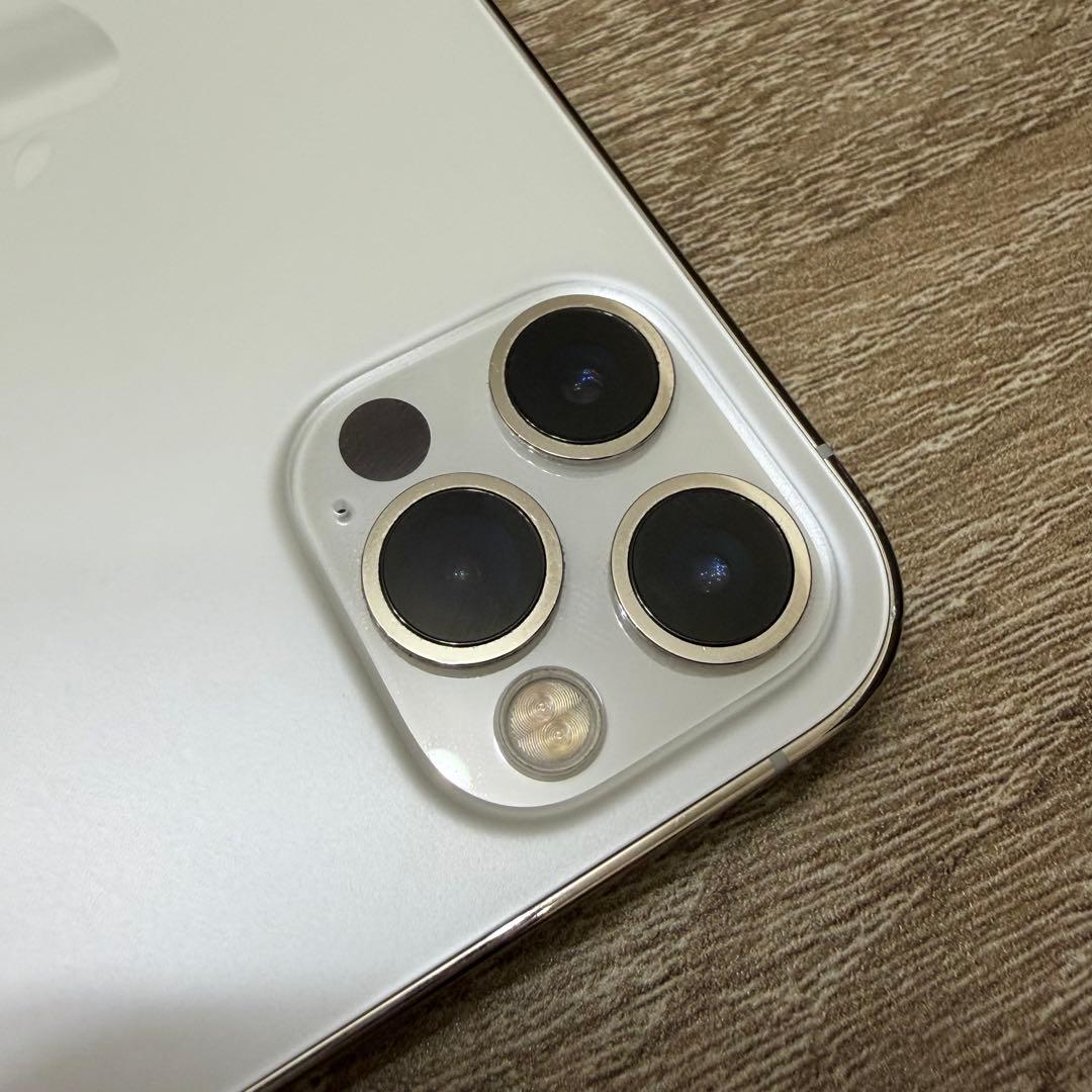 【即日配達】Apple iPhone 12 Pro シルバー 本体