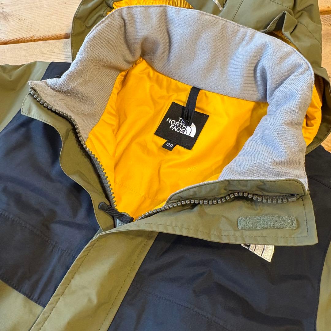 【美品】ノースフェイス キッズ スノーウェア　スキーウェア 120