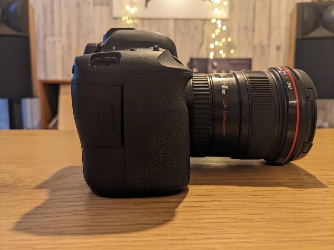 デジタルカメラ Canon EOS 6D + EF 17-40mm f/4L IS USM