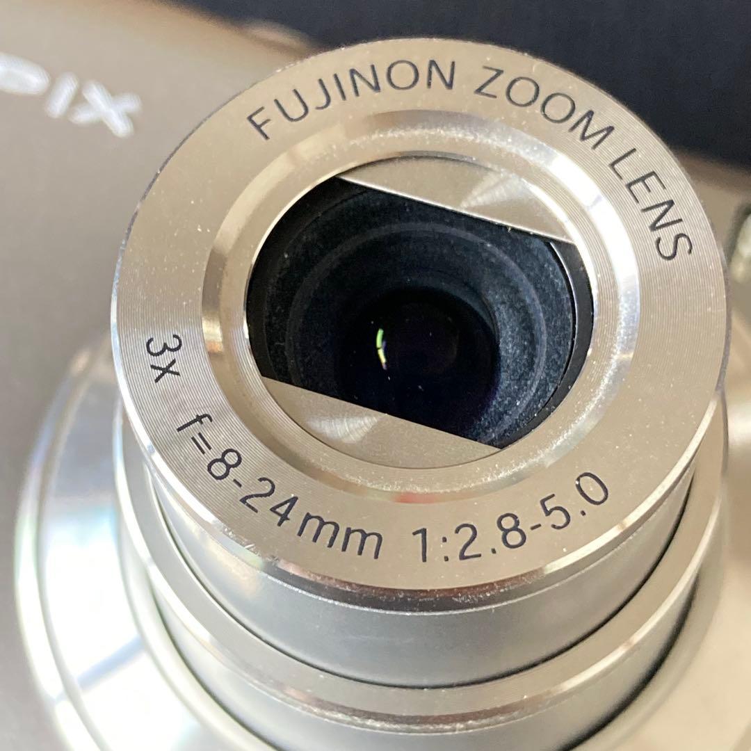 【美品】FUJIFILM finepix F31fd CCDセンサー コンデジ