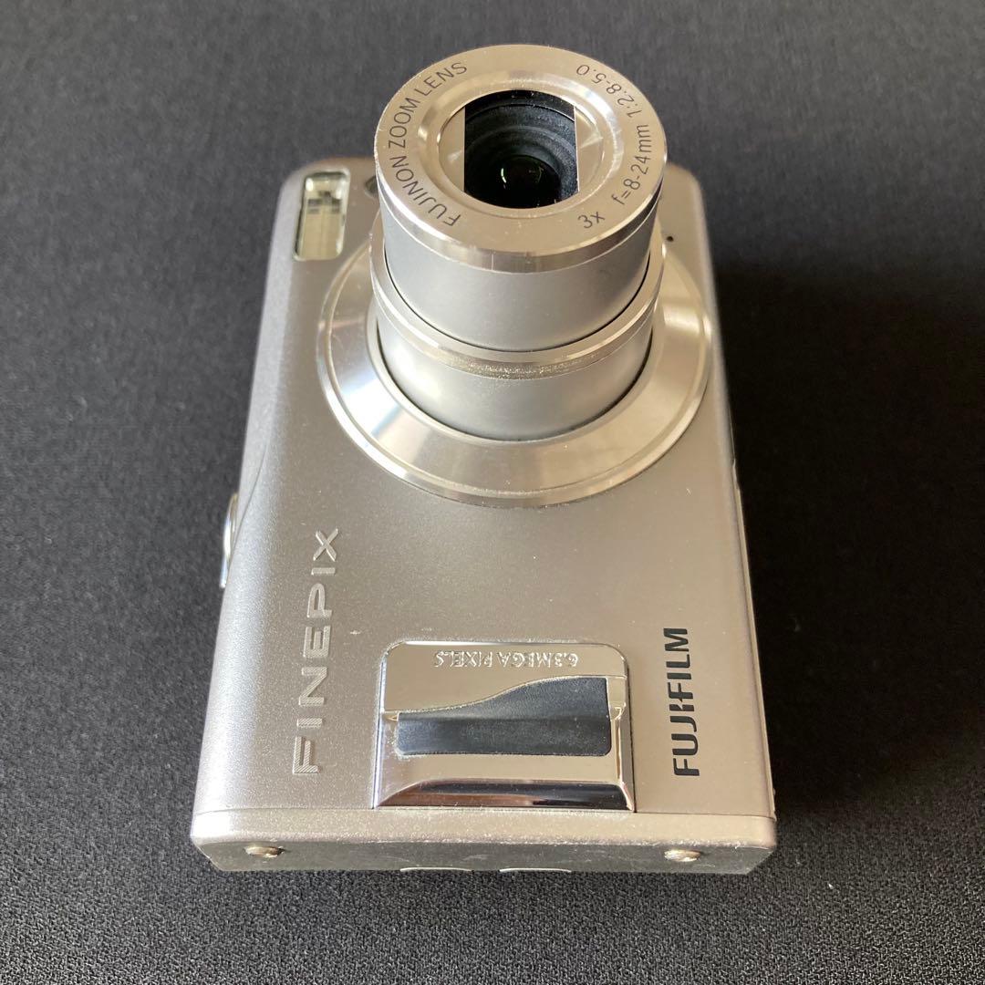 【美品】FUJIFILM finepix F31fd CCDセンサー コンデジ