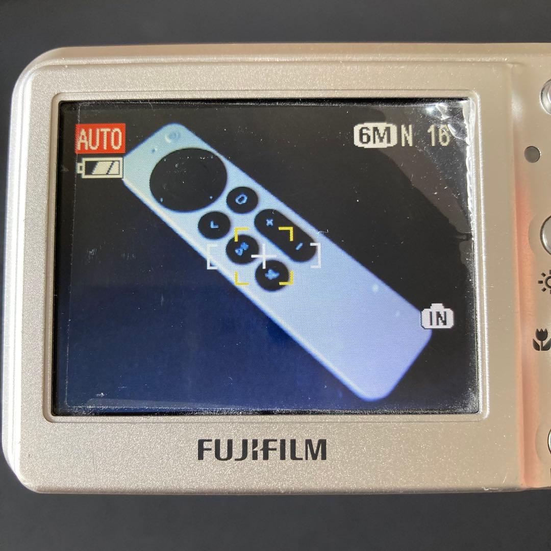 【美品】FUJIFILM finepix F31fd CCDセンサー コンデジ