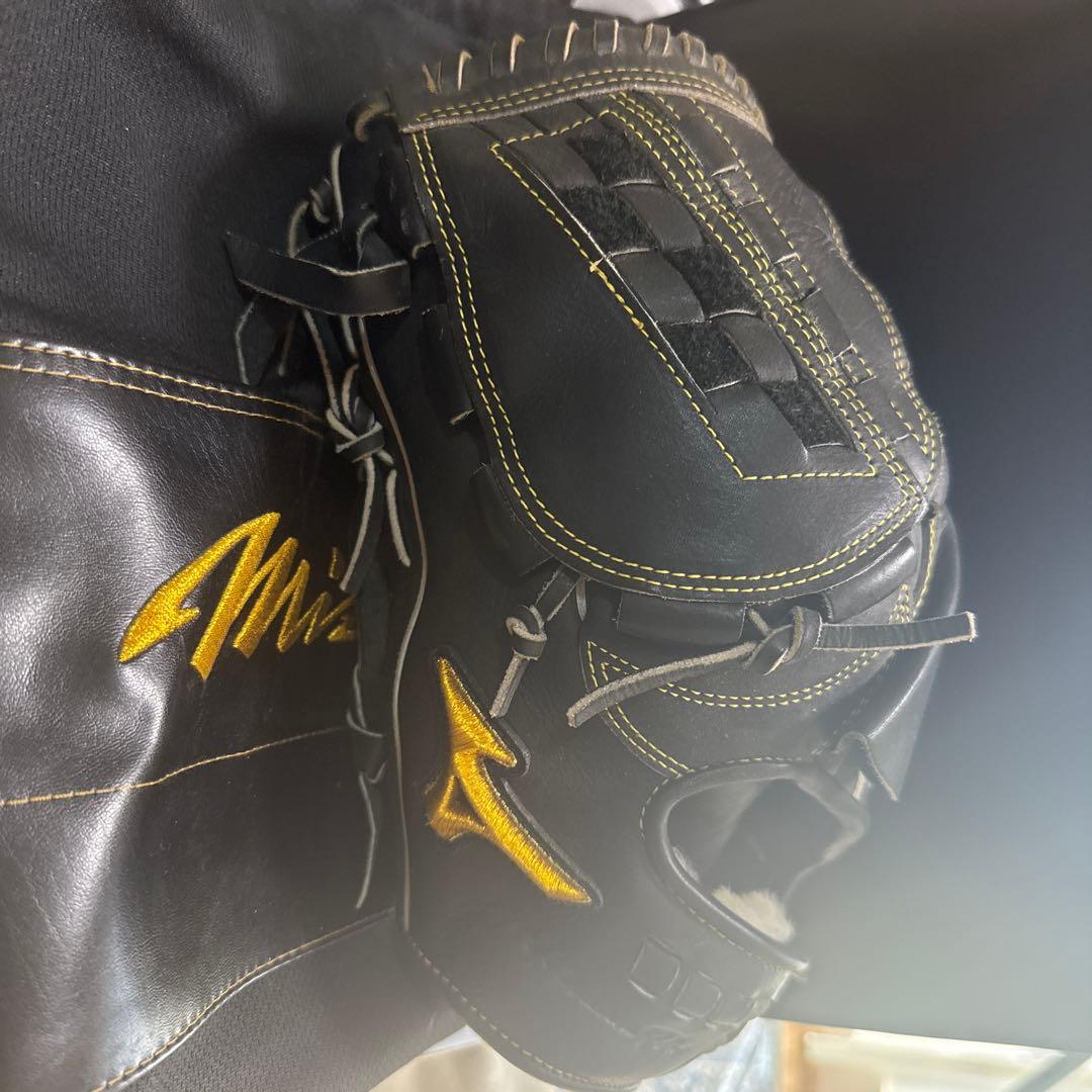 ミズノプロ　軟式　投手用グローブ(左投)