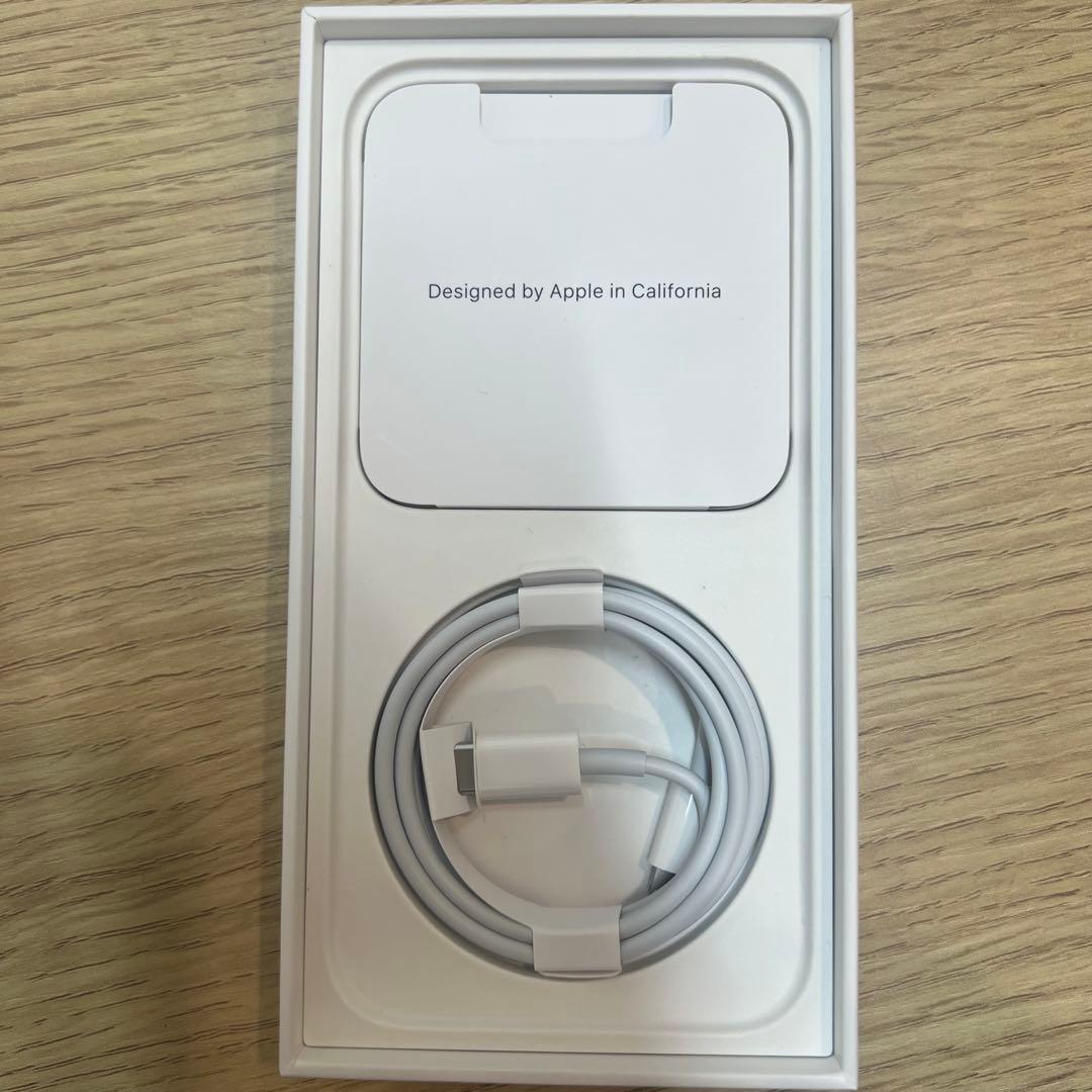 iphone13 本体　ホワイト　128G