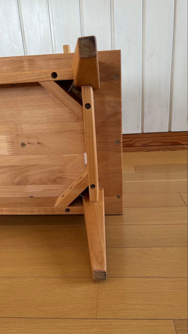 ベルメゾン　天然木アルダー材を使ったテレビラック