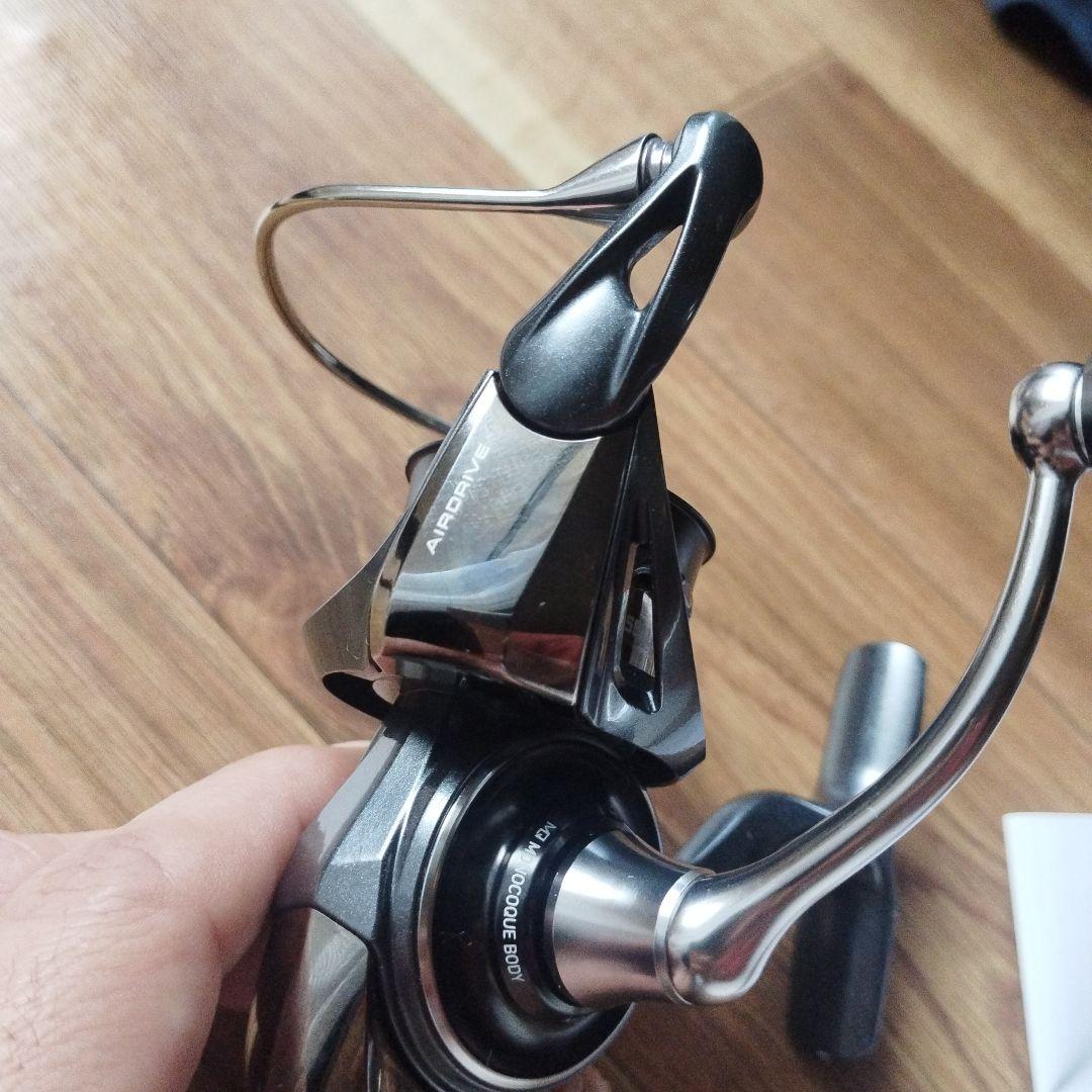 LUVIAS PC LT2500 スピニングリール