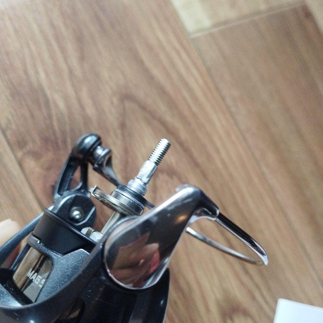 LUVIAS PC LT2500 スピニングリール