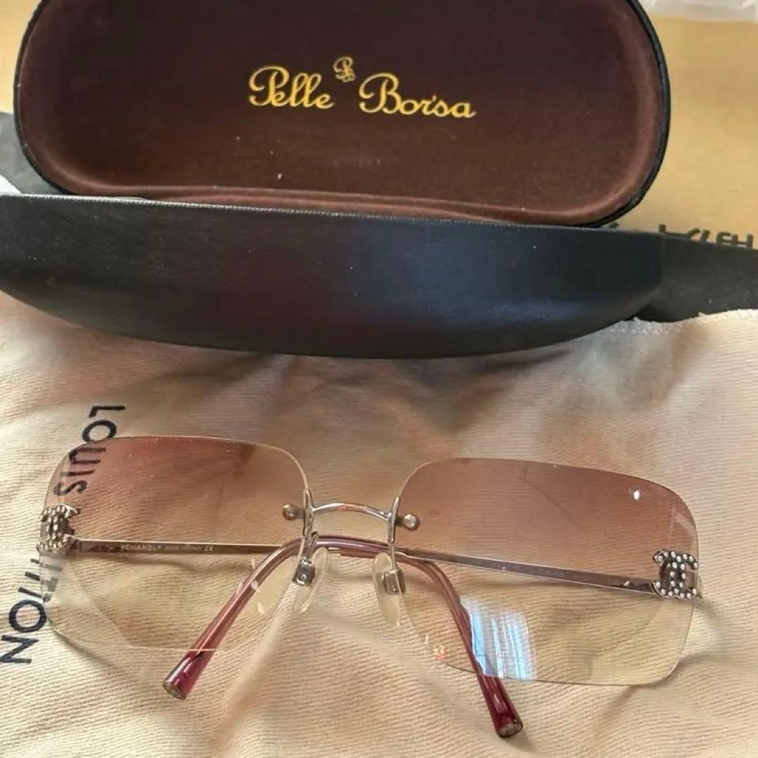 シャネルピンクサングラス中古　ココマーク