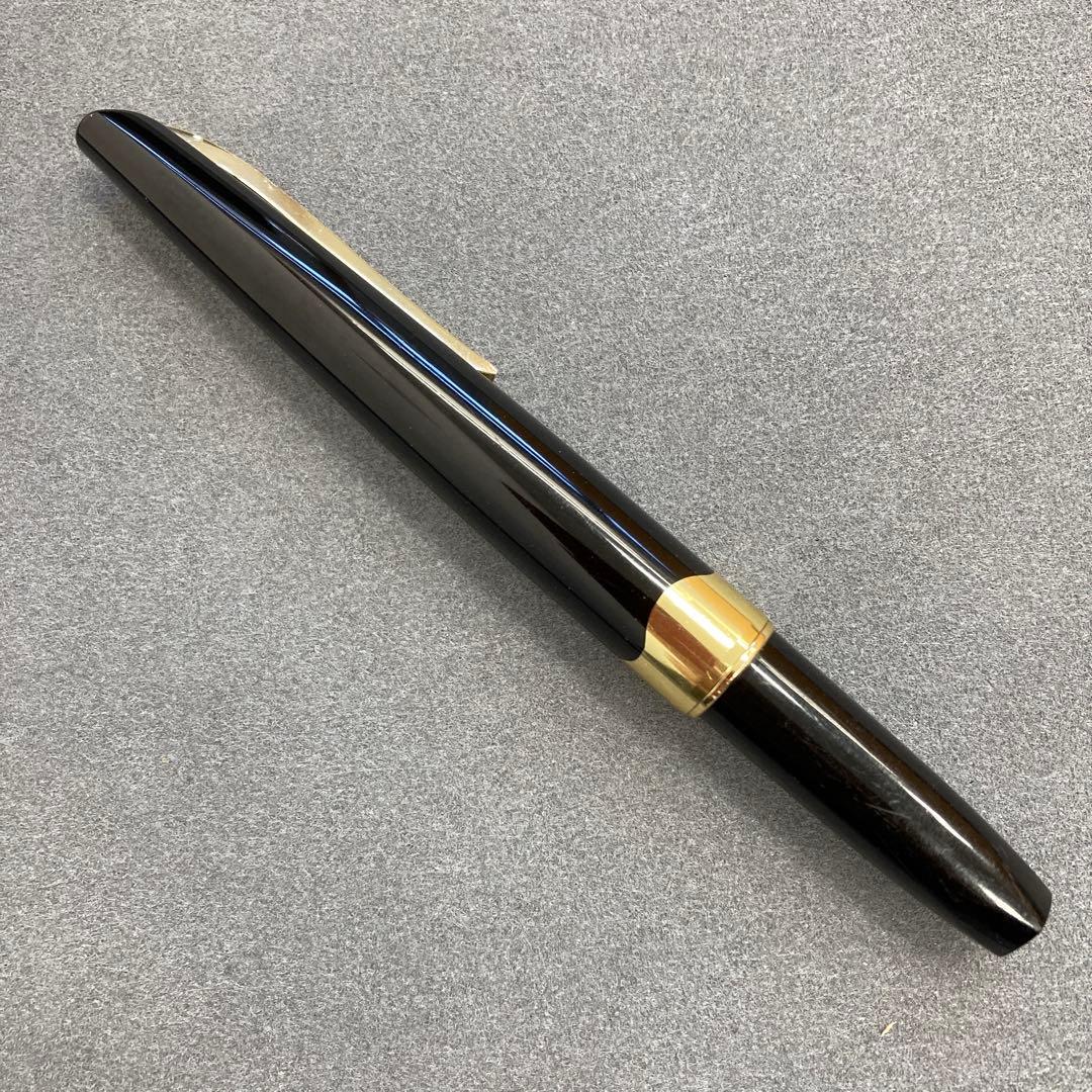 PLATINUM プラチナ 万年筆 18K 中字 ブラック×ゴールド