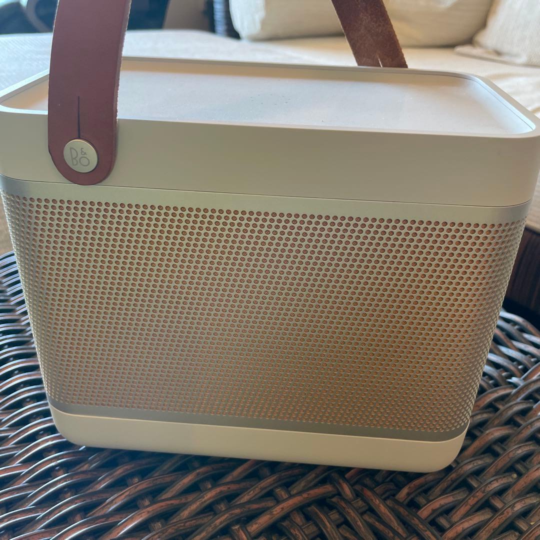 バンドアンドオルフェン　BEOLIT 20 ブルートゥースポータブルさスピーカー