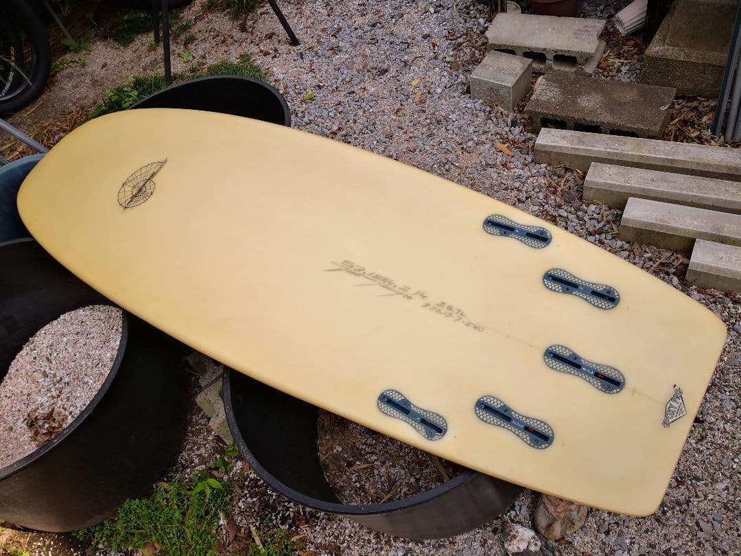 tomo ハイドロダイナミカ XTR 5.3 25.7l ダニエルトムソン