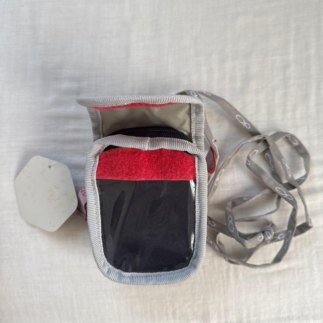 スキー スノボウェア(レディース用)手袋、パス入れ付き