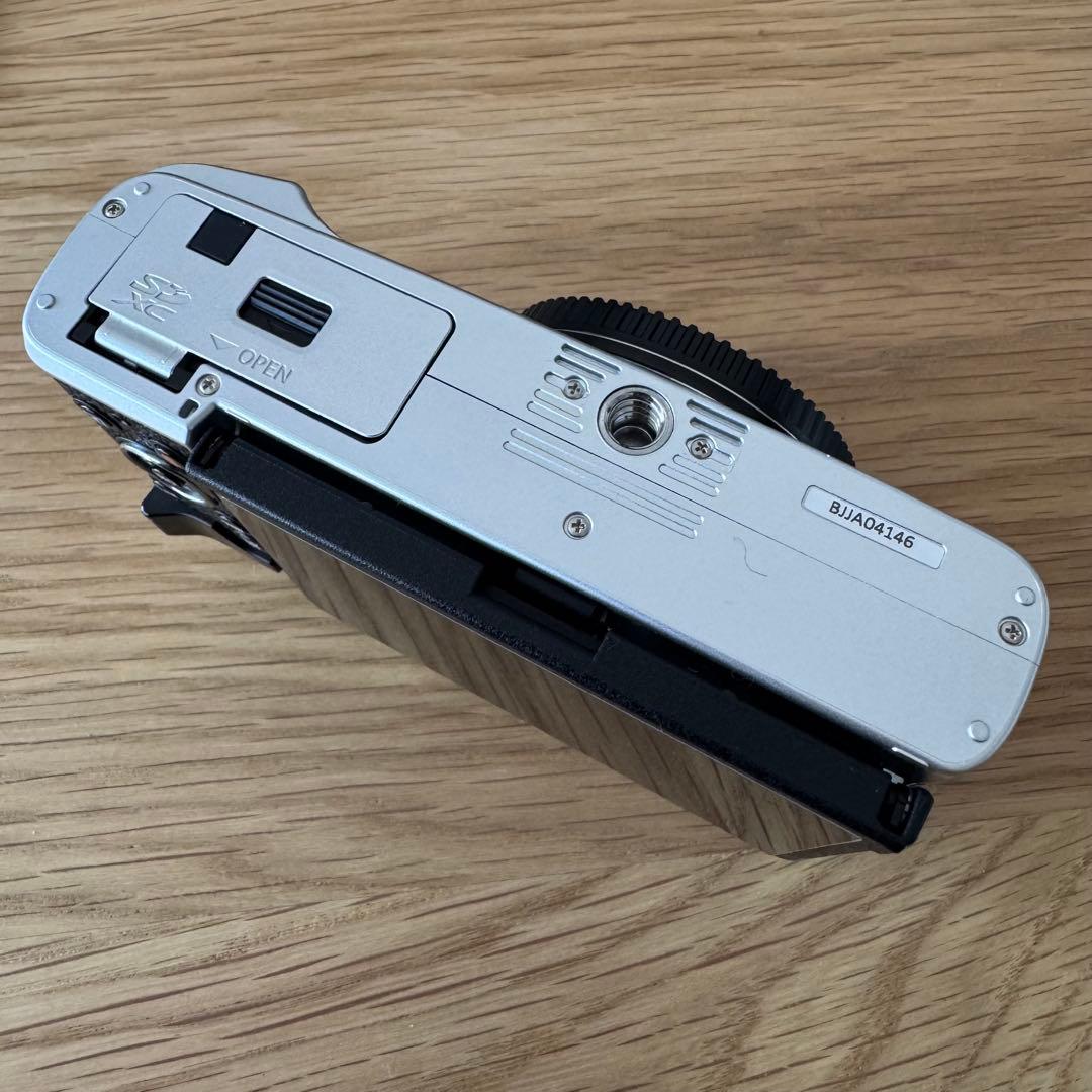 OLYMPUS PEN E-P7 ミラーレス一眼 カメラ セット