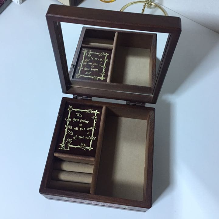 TDR Disney’s POCAHONTAS オルゴール 1pc.