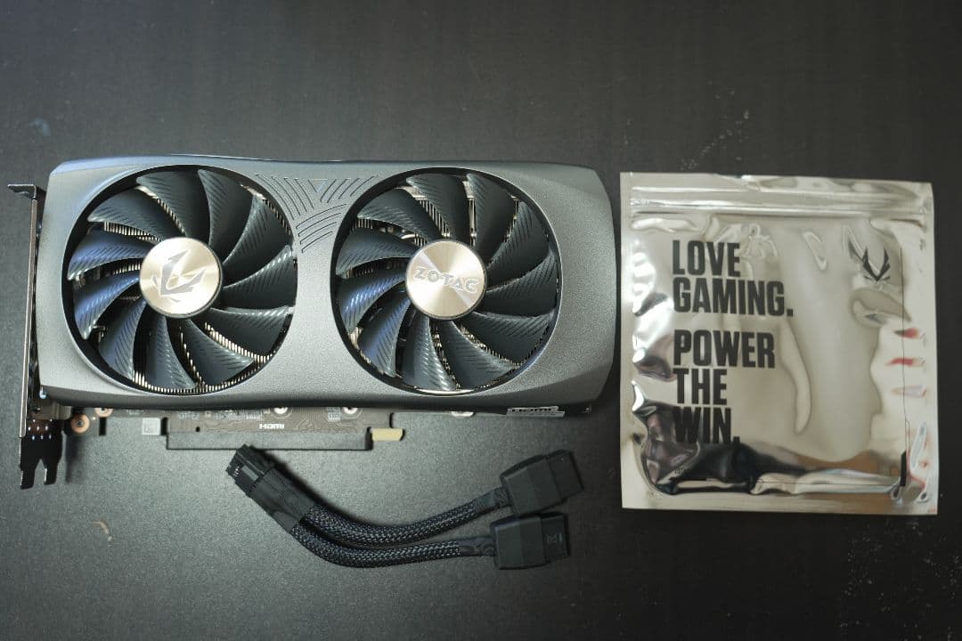 中古 ZOTAC GAMING GeForce RTX 4070 SUPER