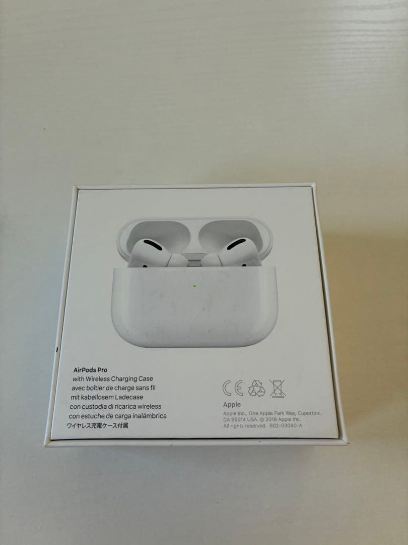 AirPods Pro ＋ エスターバニーケース セット