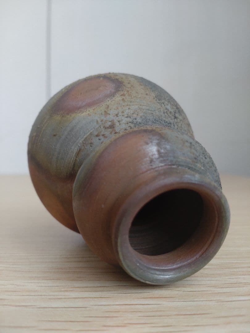 【秀逸品】窯変の美　肩衝茶入　牙蓋　大海茶入　焼き締め　灰被り　徳利