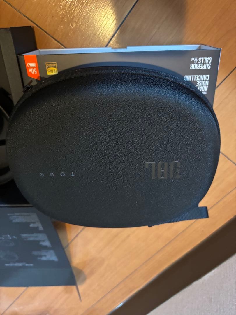 JBL Tour One M2 ワイヤレスヘッドホン 1度の試着のみ