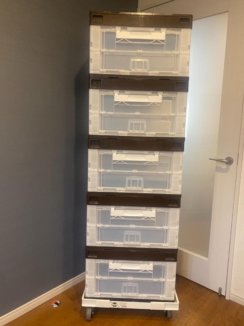 ASKUL 扉付折りたたみコンテナ 5段 50Lキャスター付き