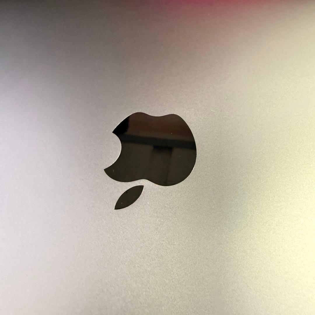 MacBookPro 2019年モデル 高性能i5 TouchBar搭載