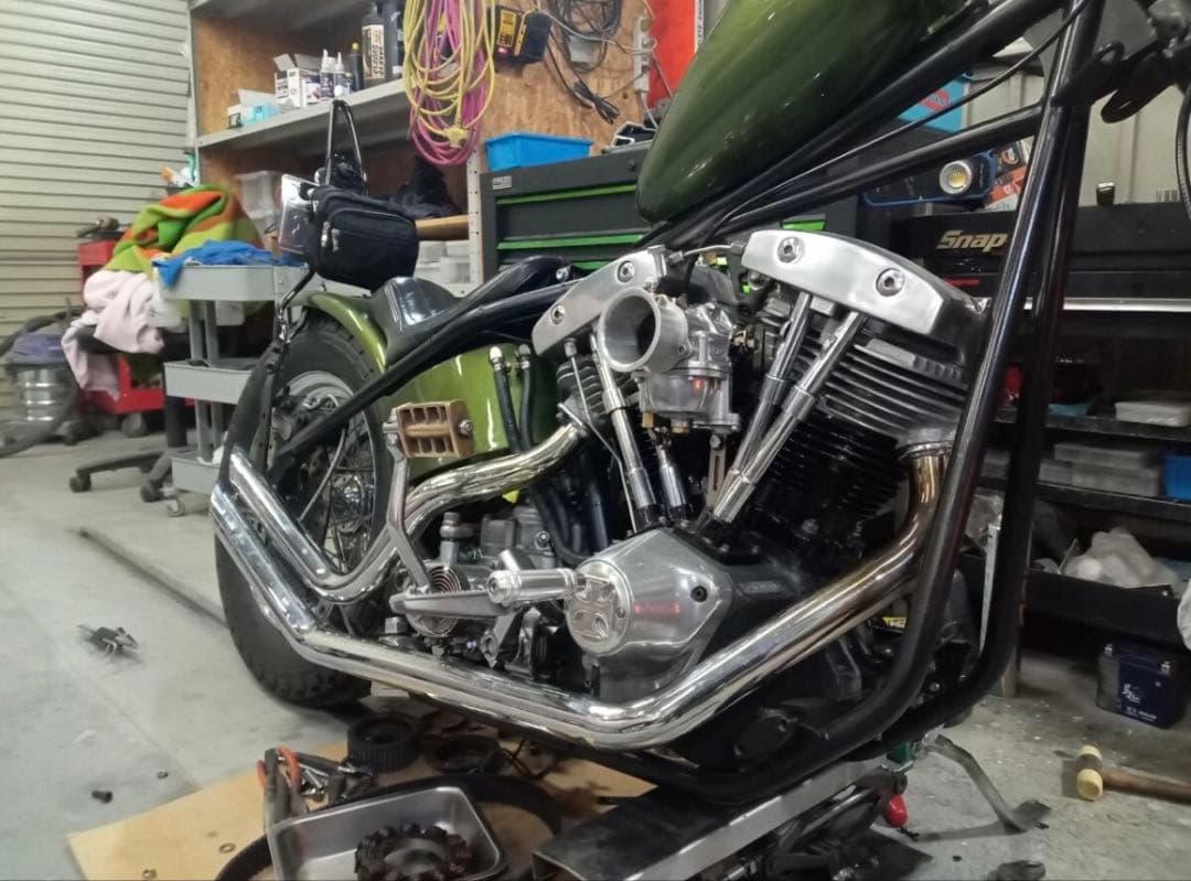 ハーレー ショベル4速リジットマフラーアップスイープ