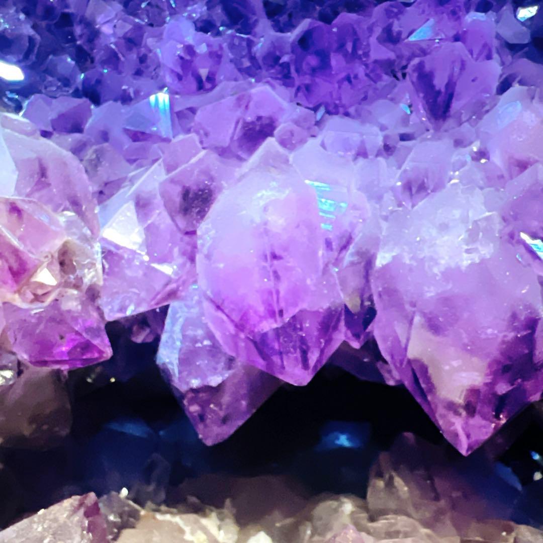 アメジストドーム　天然石　大型　高さ54cm 横幅23.5cm 奥行き22cm