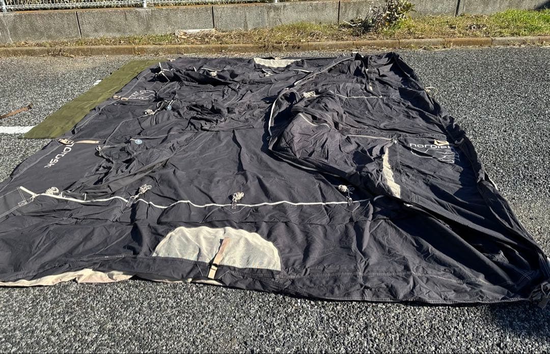 Nordisk Utgard Black Edition テントフロア付き！