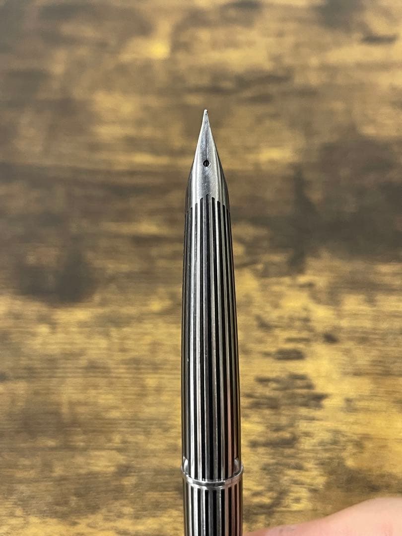 1970年代　ペン先軸一体型　蝕刻　μ ストライプ　ミュー　万年筆　細字　備品付