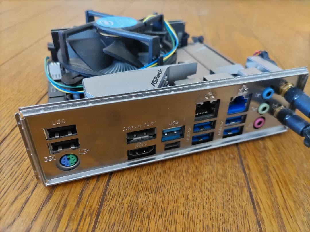 マザーボード ASRock H470M-ITX/ax + intel i5-10400