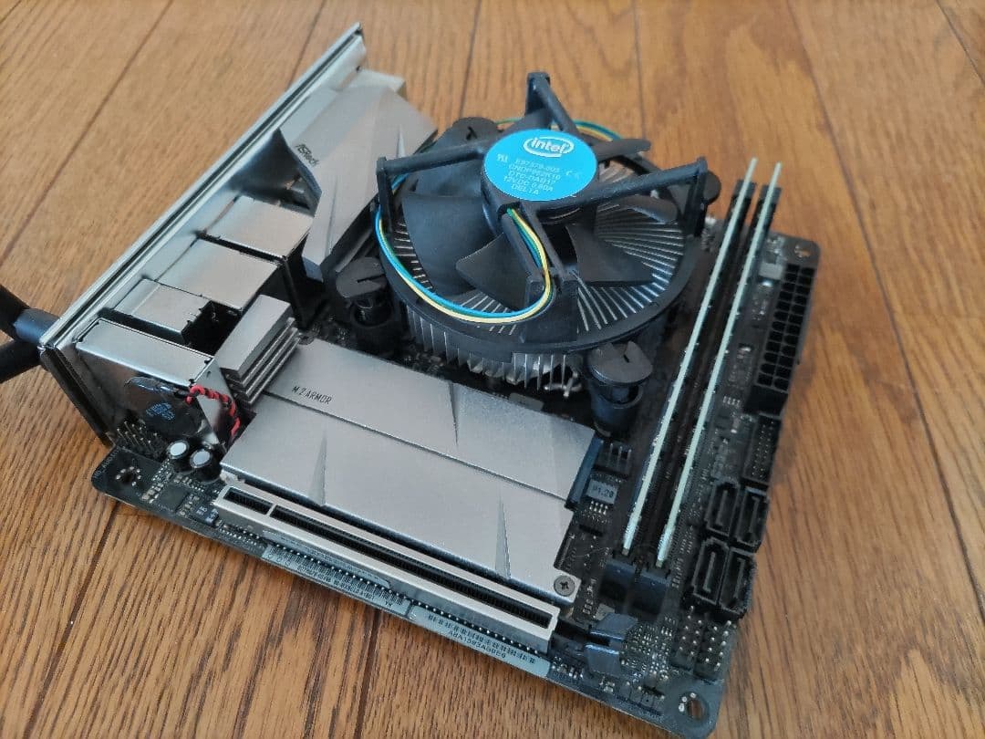 マザーボード ASRock H470M-ITX/ax + intel i5-10400