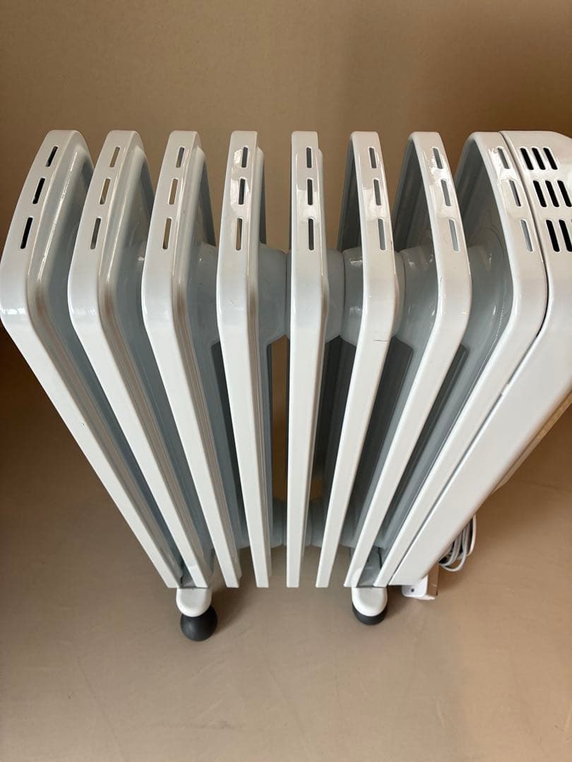 デロンギ　オイルヒーター　RHJ35M0812-DG