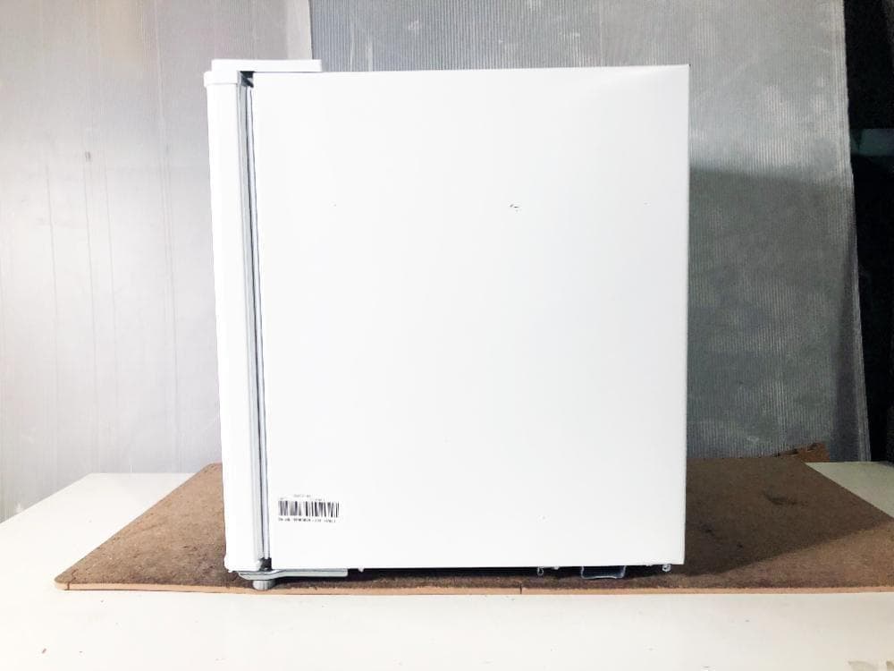 ★2023年製★COMFEE’ 45L 冷蔵庫【RCD45WH/E】FCV2